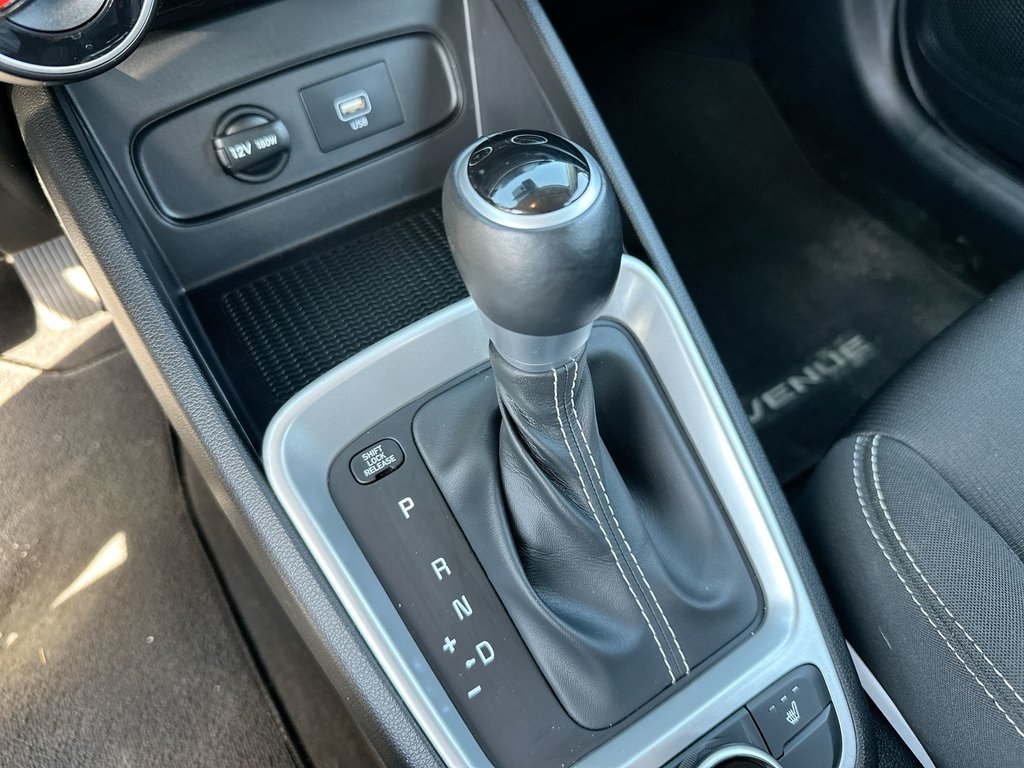 2021 Hyundai VENUE Preferred | Cam | RmtStart | HtdSeats | USB | Aux in Saint John, New Brunswick - 29 - w1024h768px