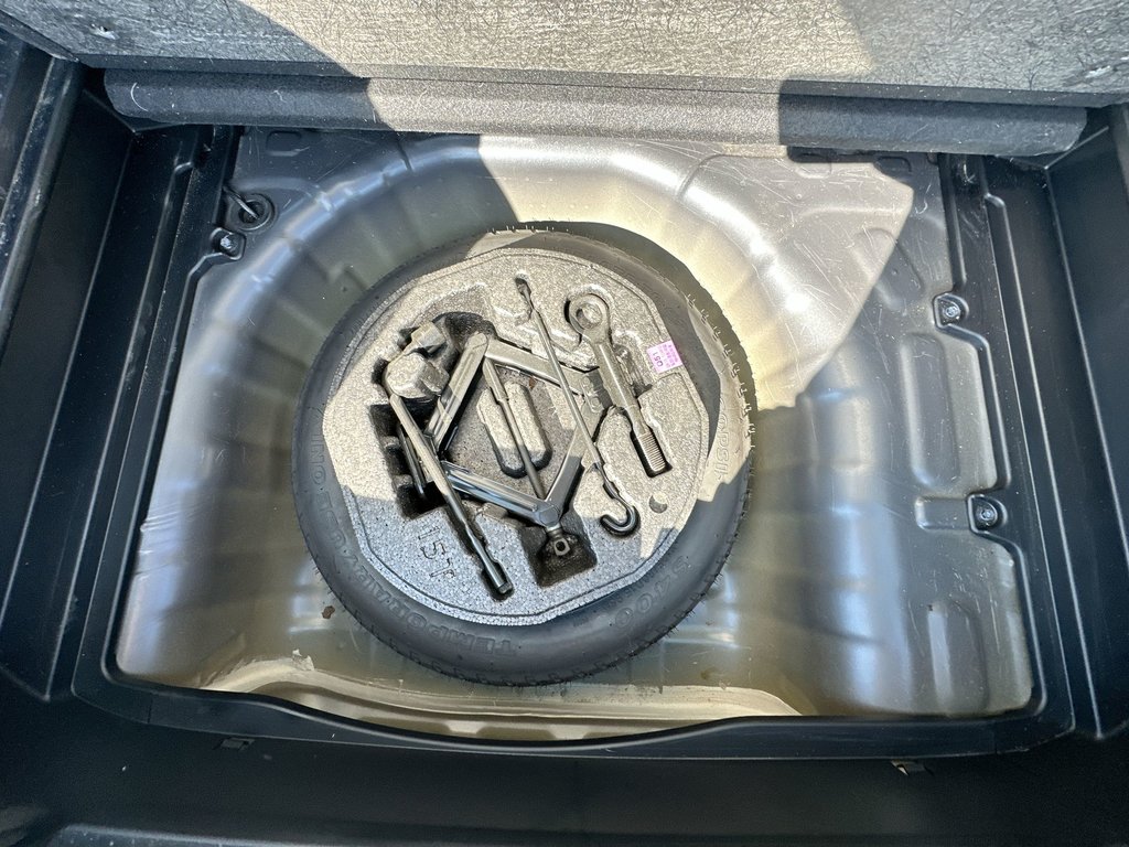 2021 Hyundai VENUE Preferred | Cam | RmtStart | HtdSeats | USB | Aux in Saint John, New Brunswick - 38 - w1024h768px