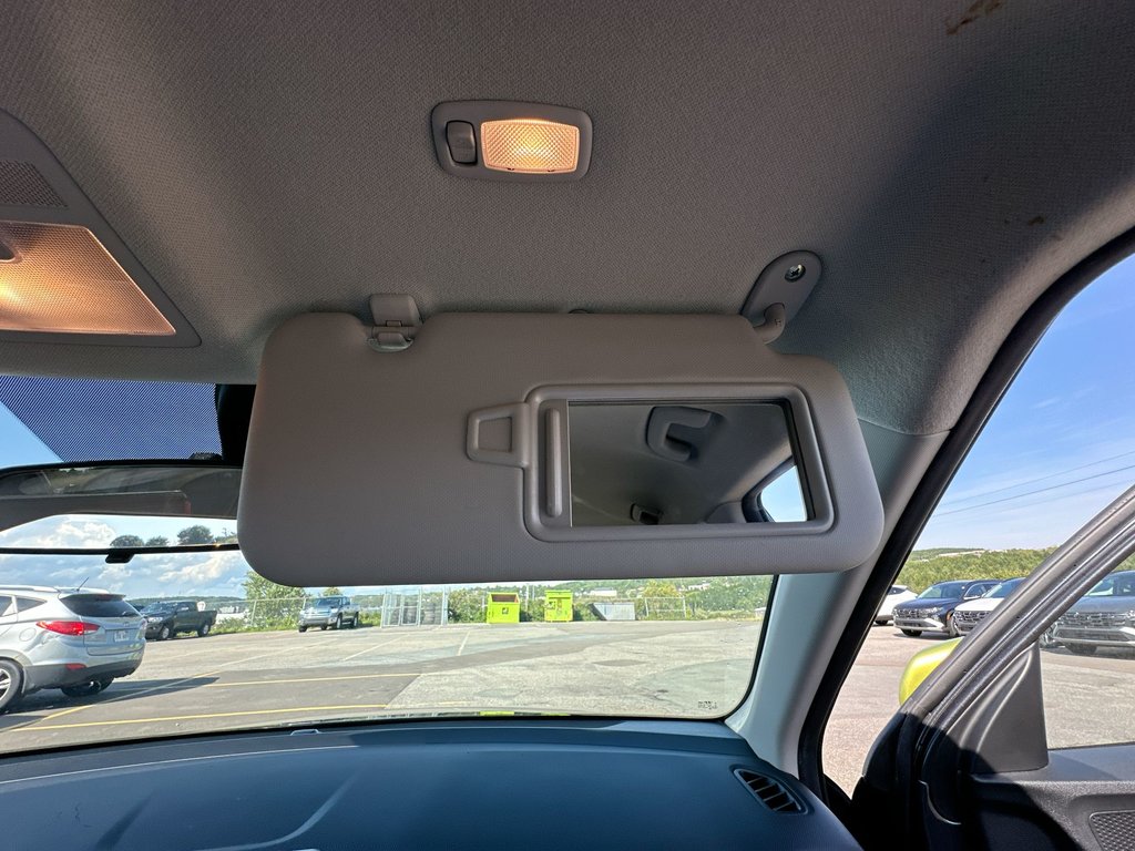 2021 Hyundai VENUE Preferred | Cam | RmtStart | HtdSeats | USB | Aux in Saint John, New Brunswick - 51 - w1024h768px
