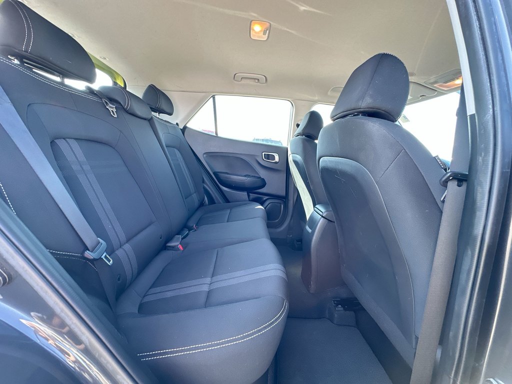 2021 Hyundai VENUE Preferred | Cam | RmtStart | HtdSeats | USB | Aux in Saint John, New Brunswick - 40 - w1024h768px