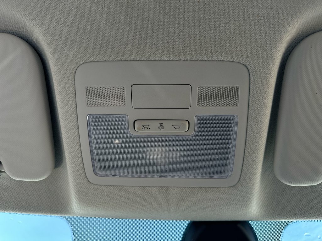 2021 Hyundai VENUE Preferred | Cam | RmtStart | HtdSeats | USB | Aux in Saint John, New Brunswick - 48 - w1024h768px
