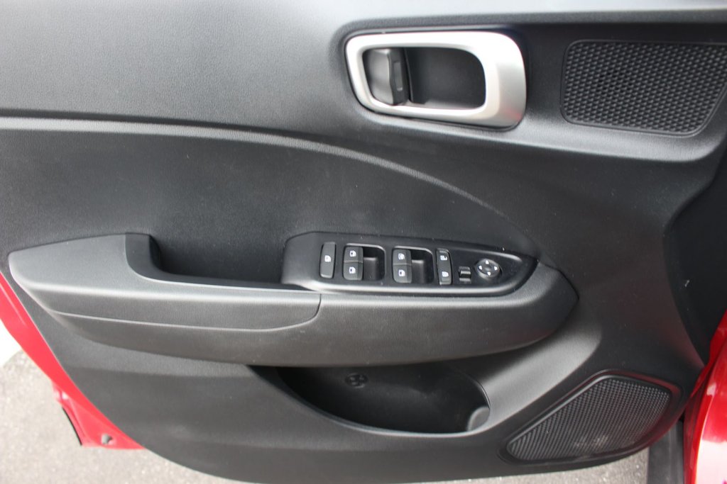 2022 Hyundai Venue Trend | SunRoof | Cam | USB | Warranty to 2027 in Saint John, New Brunswick - 14 - w1024h768px