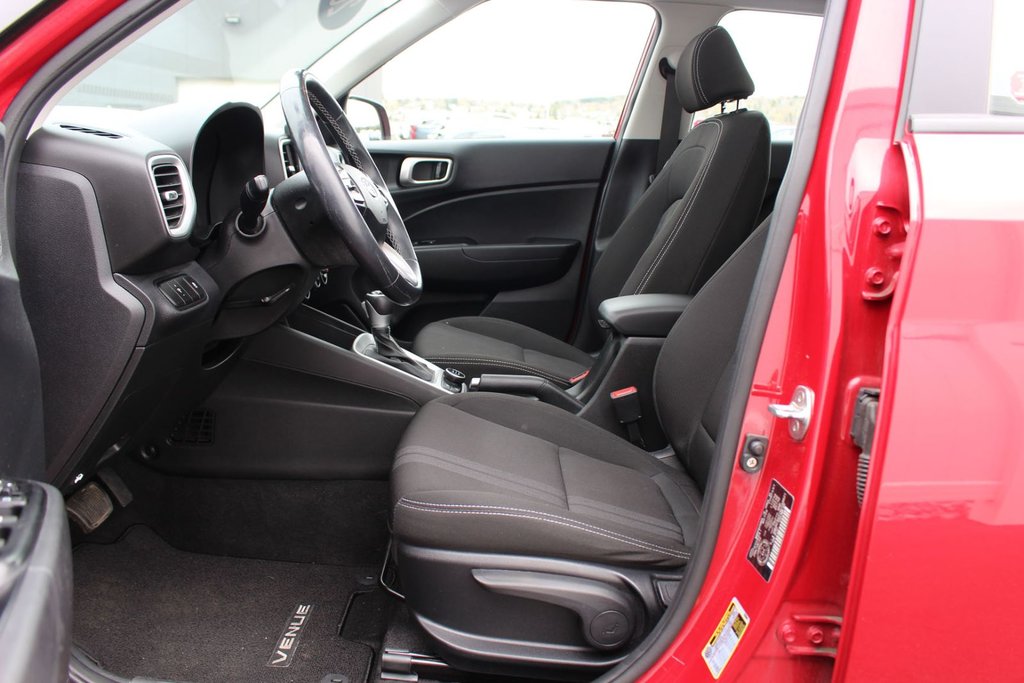 2022 Hyundai Venue Trend | SunRoof | Cam | USB | Warranty to 2027 in Saint John, New Brunswick - 12 - w1024h768px