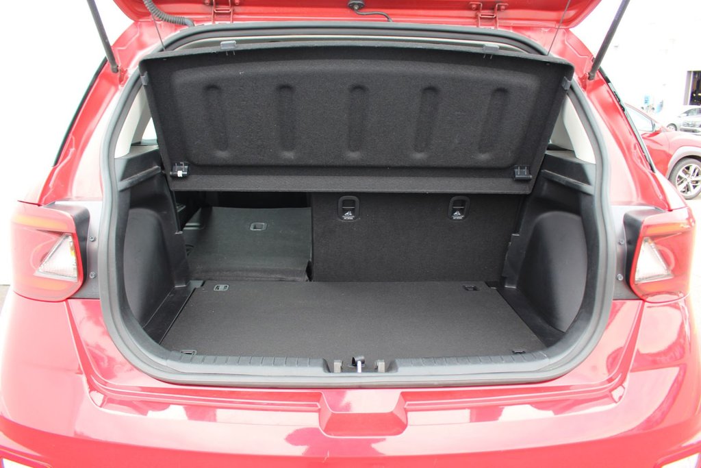 2022 Hyundai Venue Trend | SunRoof | Cam | USB | Warranty to 2027 in Saint John, New Brunswick - 36 - w1024h768px