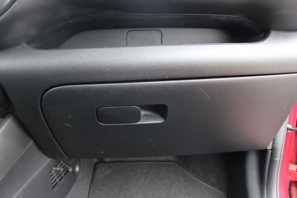 2022 Hyundai Venue Trend | SunRoof | Cam | USB | Warranty to 2027 in Saint John, New Brunswick - 44 - w1024h768px