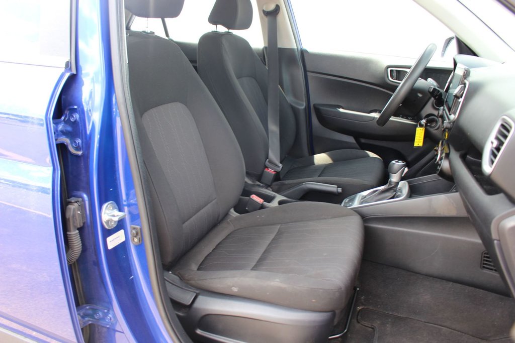 Hyundai Venue Essential | HtdSeats | Cam | Warranty to 2025 2022 à Saint John, Nouveau-Brunswick - 40 - w1024h768px