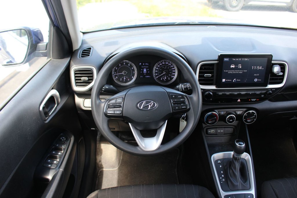 Hyundai Venue Essential | HtdSeats | Cam | Warranty to 2025 2022 à Saint John, Nouveau-Brunswick - 16 - w1024h768px