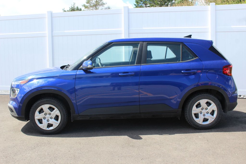 Hyundai Venue Essential | HtdSeats | Cam | Warranty to 2025 2022 à Saint John, Nouveau-Brunswick - 4 - w1024h768px