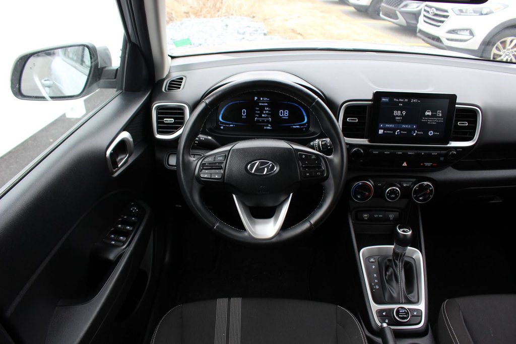 2023 Hyundai Venue Preferred | Cam | USB | HtdSeat | Warranty to 2028 in Saint John, New Brunswick - 16 - w1024h768px