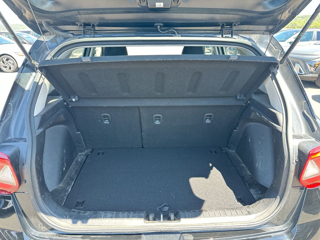 2023 Hyundai Venue Essential | Heatd Sts | Keyless | Cam | Bluetooth in Saint John, New Brunswick - 36 - w1024h768px