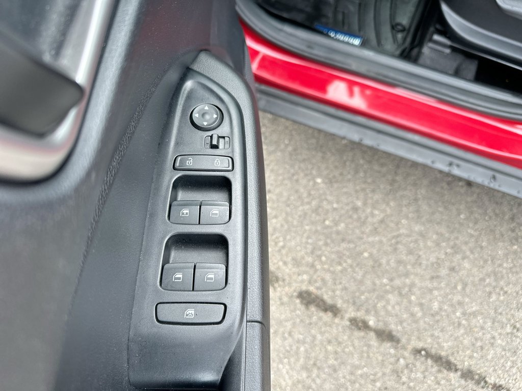 2023 Hyundai Venue Essential | Cam | HtdSeat | Warranty to 2027 in Saint John, New Brunswick - 15 - w1024h768px
