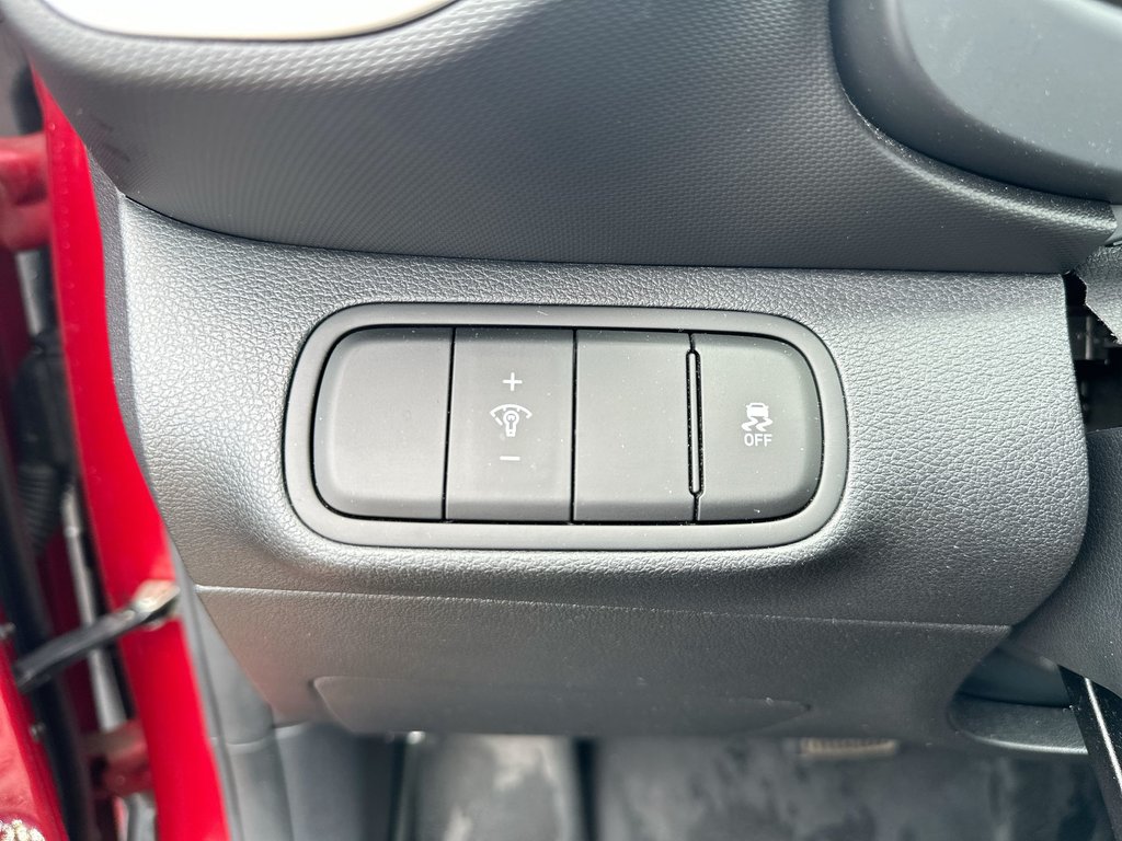2023 Hyundai Venue Essential | Cam | HtdSeat | Warranty to 2027 in Saint John, New Brunswick - 22 - w1024h768px