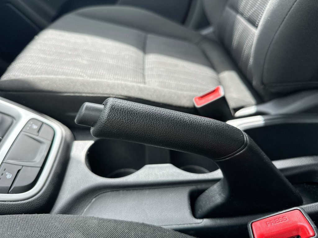 2023 Hyundai Venue Essential | Cam | HtdSeat | Warranty to 2027 in Saint John, New Brunswick - 30 - w1024h768px