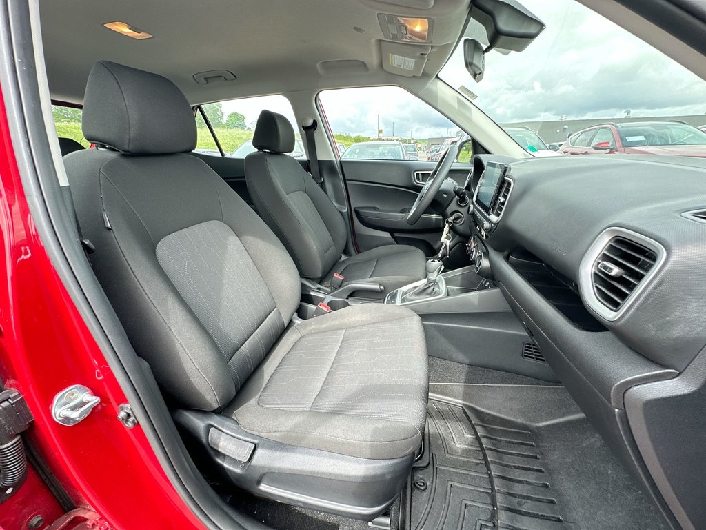 2023 Hyundai Venue Essential | Cam | HtdSeat | Warranty to 2027 in Saint John, New Brunswick - 42 - w1024h768px