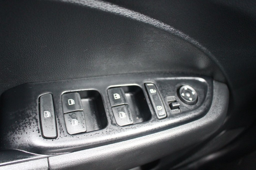 Hyundai Venue Preferred | Cam | HtdSeats | Warranty to 2029 2024 à Saint John, Nouveau-Brunswick - 25 - w1024h768px