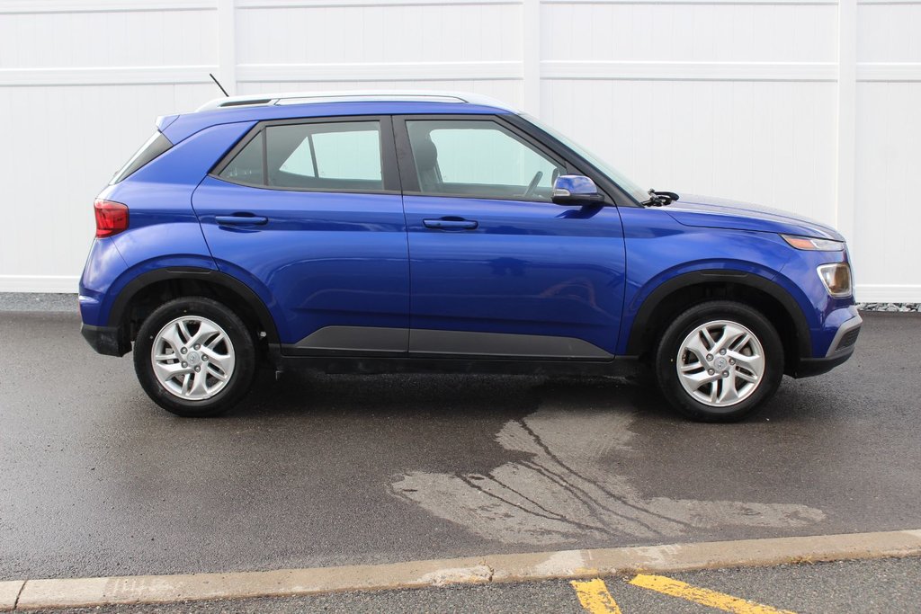 Hyundai Venue Preferred | Cam | HtdSeats | Warranty to 2029 2024 à Saint John, Nouveau-Brunswick - 8 - w1024h768px