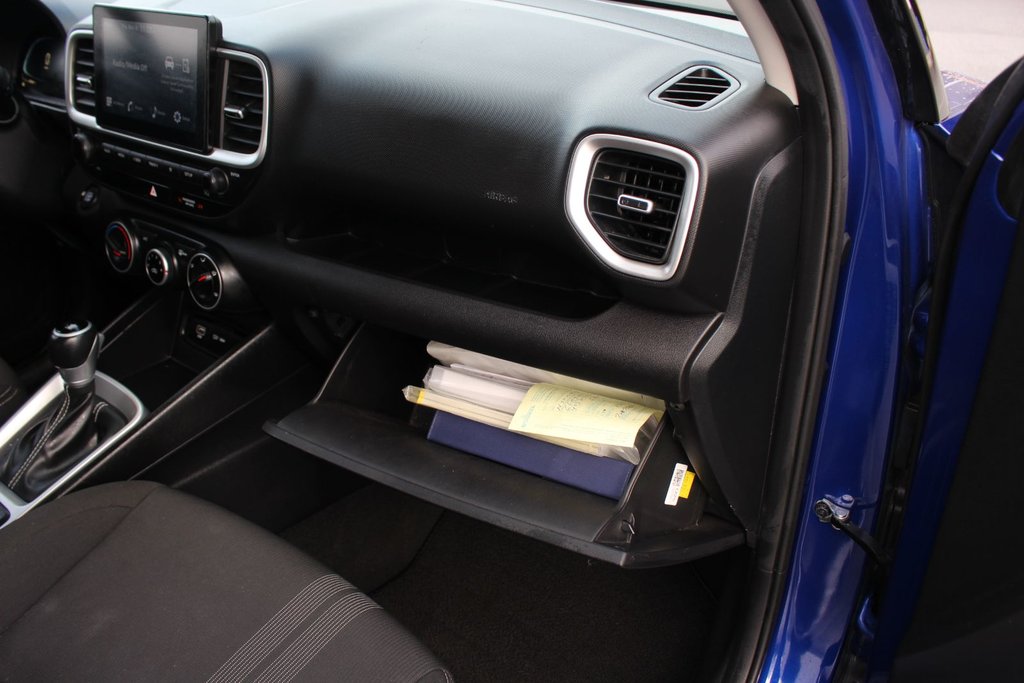 Hyundai Venue Preferred | Cam | HtdSeats | Warranty to 2029 2024 à Saint John, Nouveau-Brunswick - 43 - w1024h768px