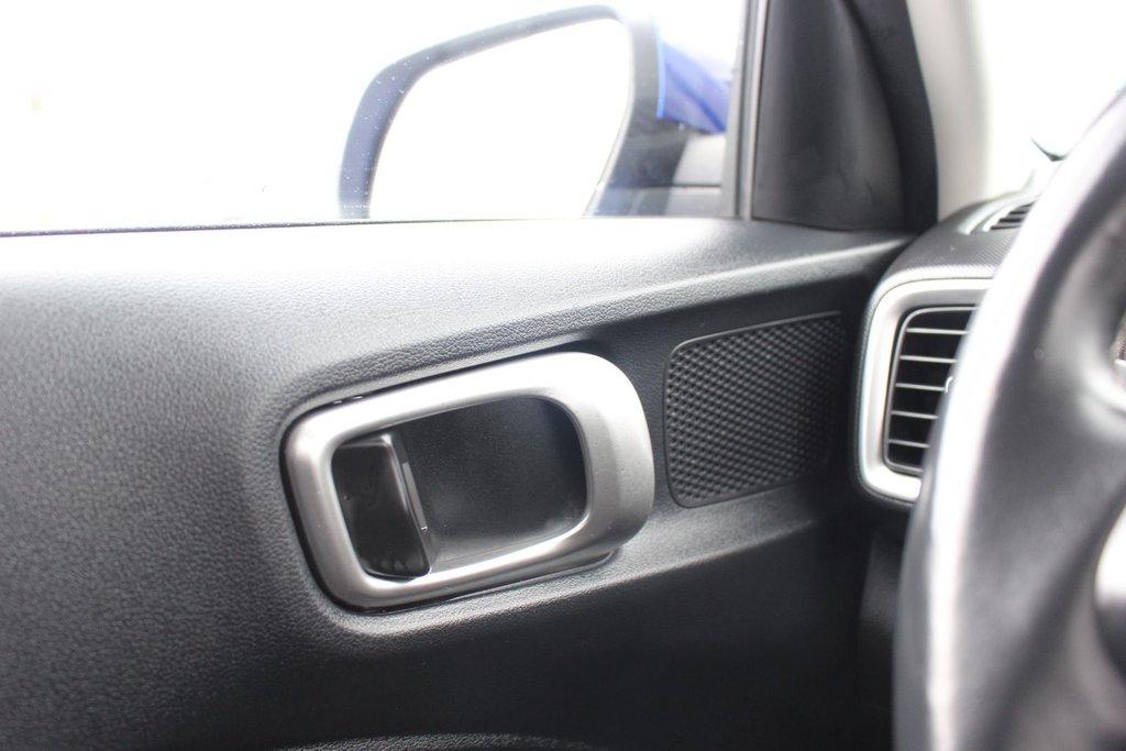 Hyundai Venue Preferred | Cam | HtdSeats | Warranty to 2029 2024 à Saint John, Nouveau-Brunswick - 26 - w1024h768px