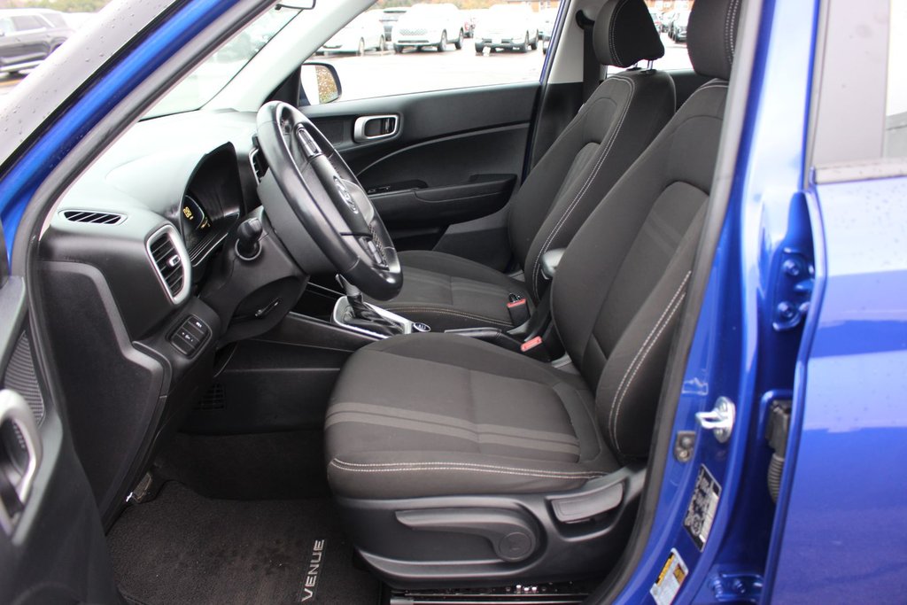 Hyundai Venue Preferred | Cam | HtdSeats | Warranty to 2029 2024 à Saint John, Nouveau-Brunswick - 13 - w1024h768px