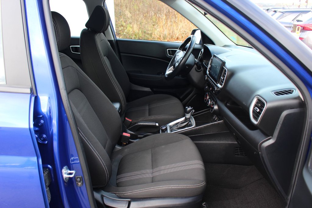 Hyundai Venue Preferred | Cam | HtdSeats | Warranty to 2029 2024 à Saint John, Nouveau-Brunswick - 41 - w1024h768px