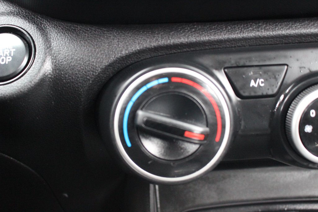 Hyundai Venue Preferred | Cam | HtdSeats | Warranty to 2029 2024 à Saint John, Nouveau-Brunswick - 36 - w1024h768px