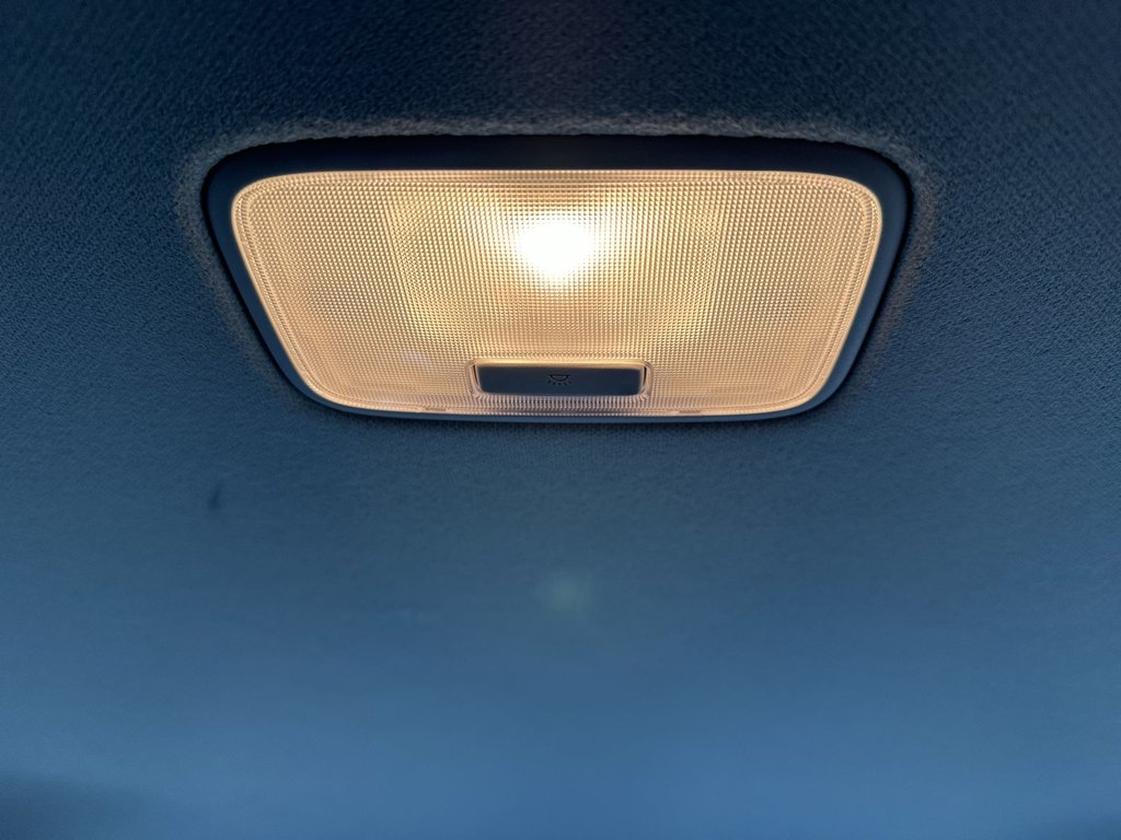 2024 Hyundai Venue Preferred | Cam | HtdSeats | Warranty to 2029 in Saint John, New Brunswick - 50 - w1024h768px