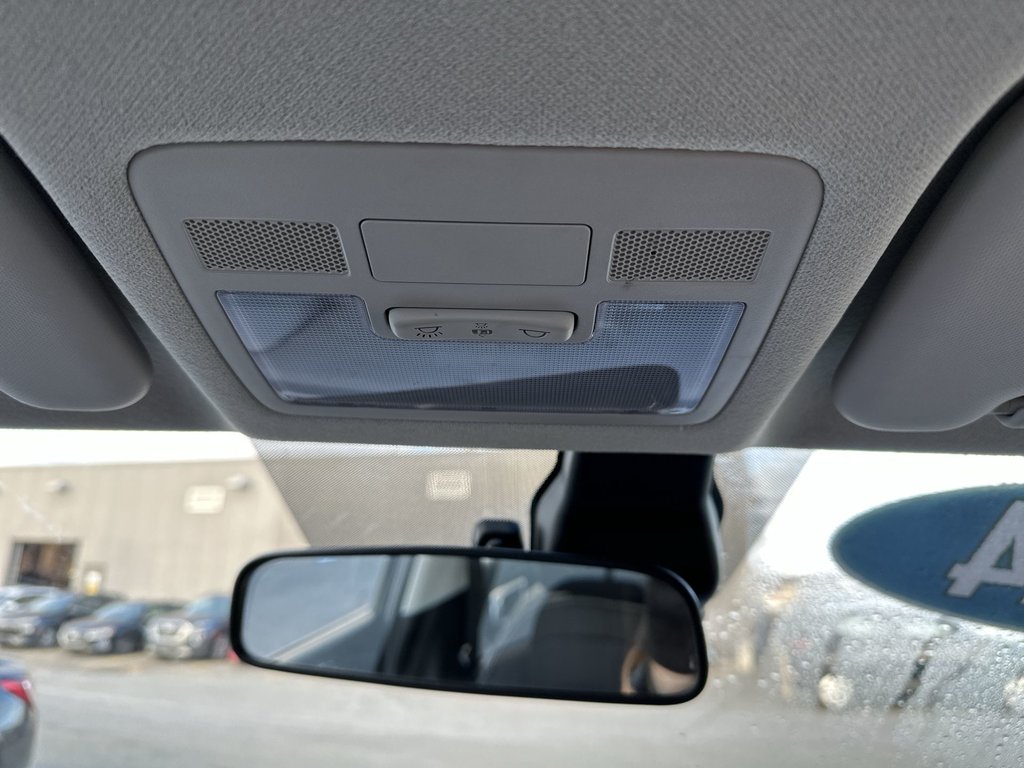 2024 Hyundai Venue Preferred | Cam | HtdSeats | Warranty to 2029 in Saint John, New Brunswick - 45 - w1024h768px