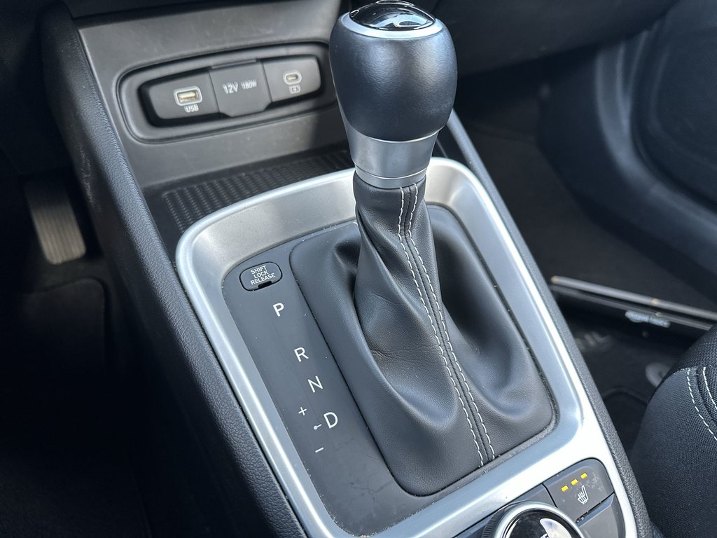 2024 Hyundai Venue Preferred | Cam | HtdSeats | Warranty to 2029 in Saint John, New Brunswick - 29 - w1024h768px