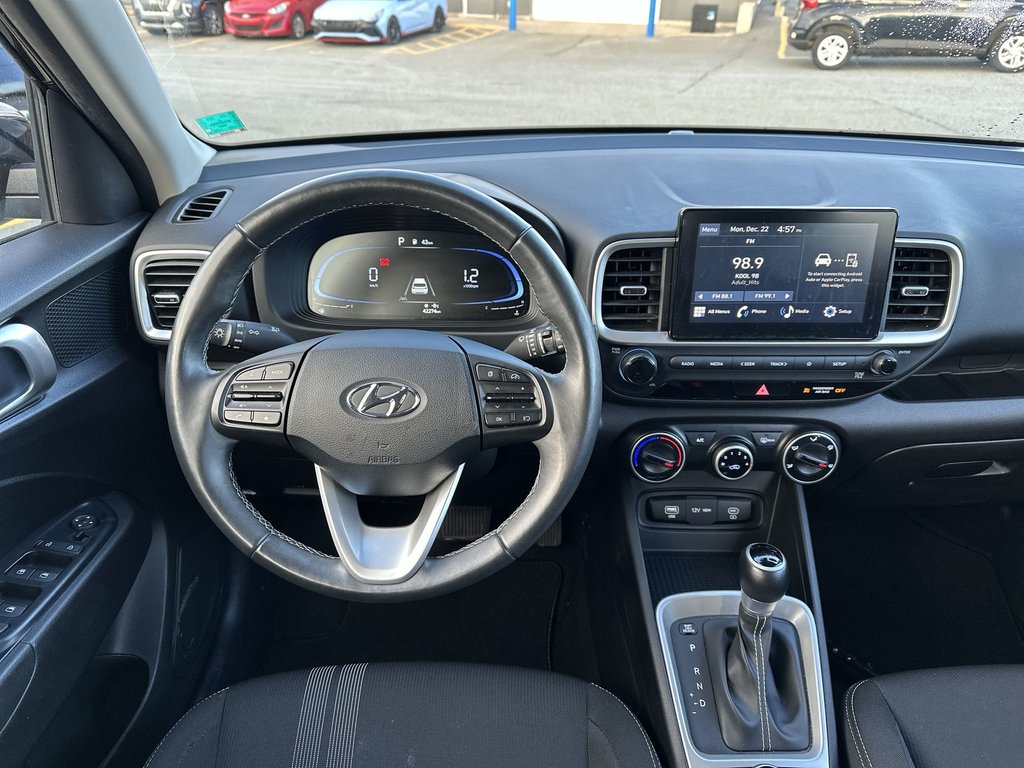 2024 Hyundai Venue Preferred | Cam | HtdSeats | Warranty to 2029 in Saint John, New Brunswick - 13 - w1024h768px