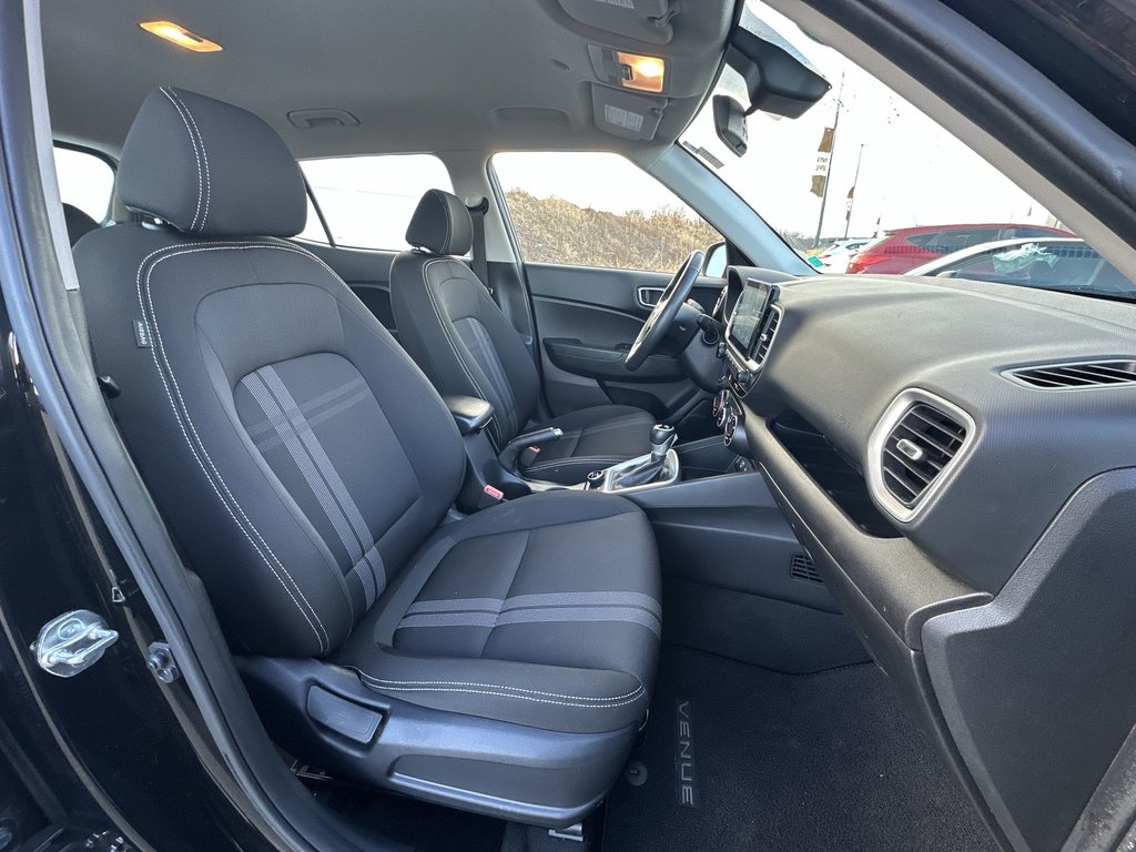 2024 Hyundai Venue Preferred | Cam | HtdSeats | Warranty to 2029 in Saint John, New Brunswick - 40 - w1024h768px