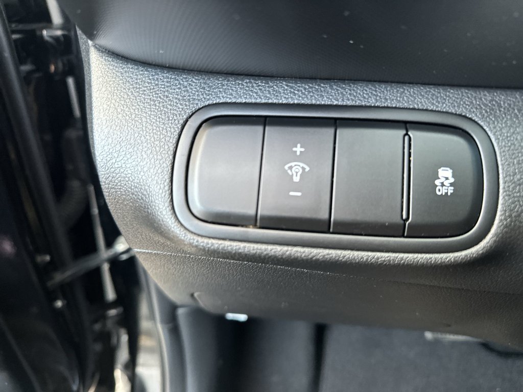 2024 Hyundai Venue Preferred | Cam | HtdSeats | Warranty to 2029 in Saint John, New Brunswick - 22 - w1024h768px