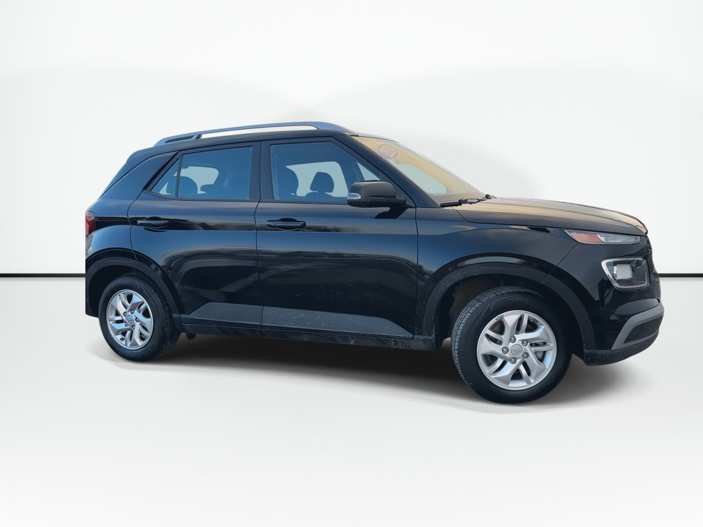 2024 Hyundai Venue Preferred | Cam | HtdSeats | Warranty to 2029 in Saint John, New Brunswick - 2 - w1024h768px