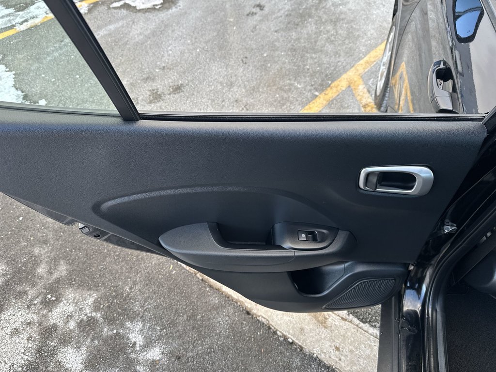 2024 Hyundai Venue Preferred | Cam | HtdSeats | Warranty to 2029 in Saint John, New Brunswick - 35 - w1024h768px