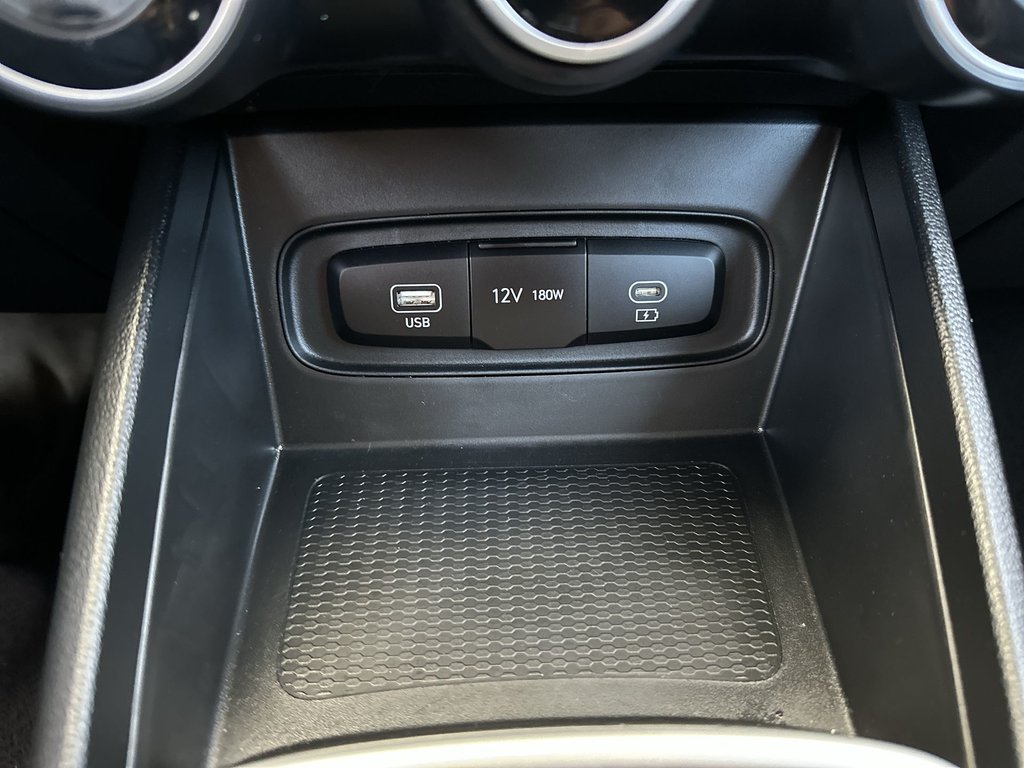 2024 Hyundai Venue Preferred | Cam | HtdSeats | Warranty to 2029 in Saint John, New Brunswick - 28 - w1024h768px