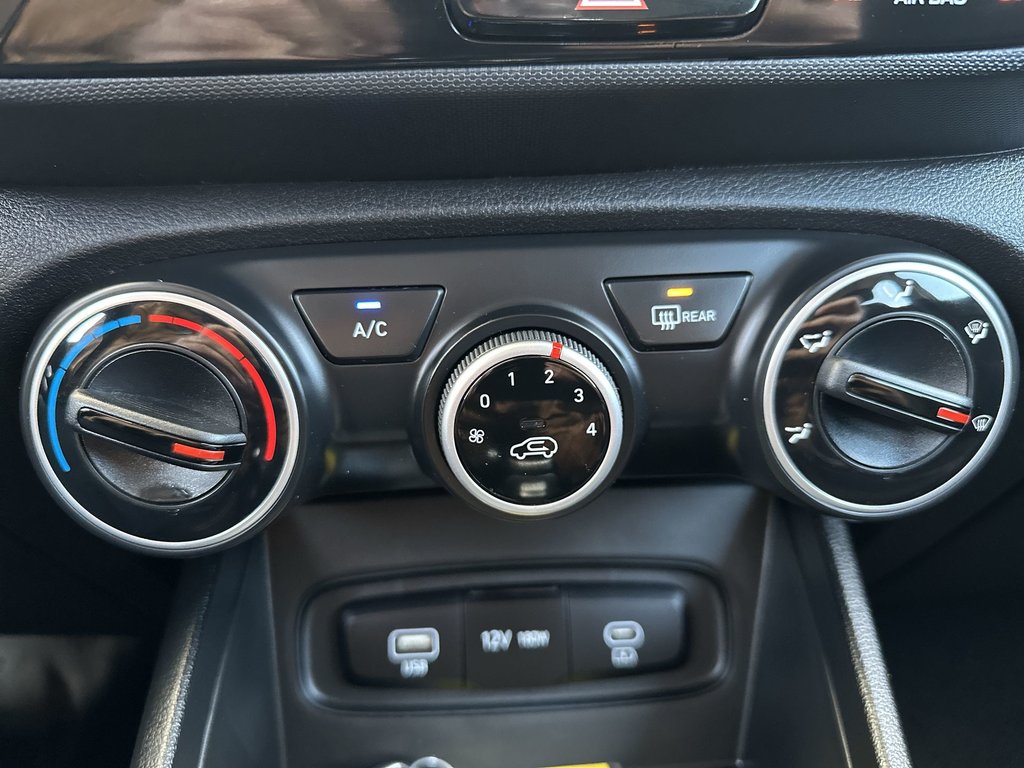 2024 Hyundai Venue Preferred | Cam | HtdSeats | Warranty to 2029 in Saint John, New Brunswick - 27 - w1024h768px