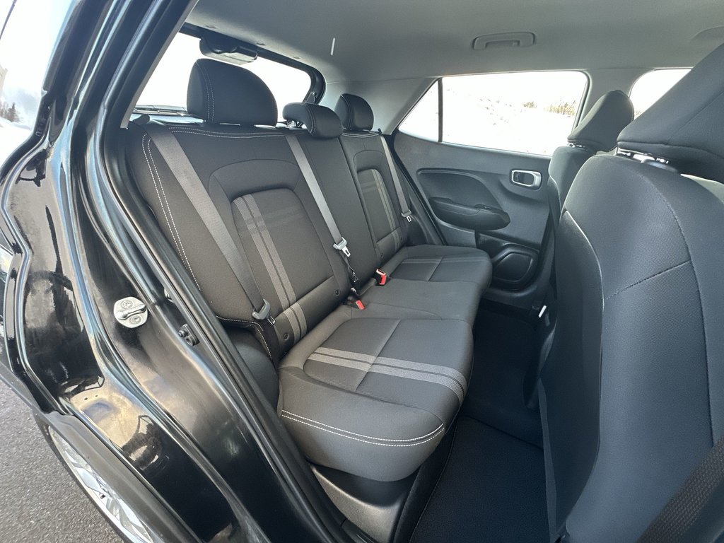 2024 Hyundai Venue Preferred | Cam | HtdSeats | Warranty to 2029 in Saint John, New Brunswick - 39 - w1024h768px
