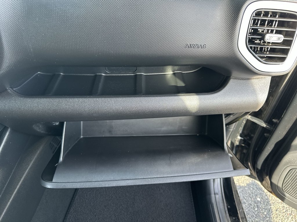 2024 Hyundai VENUE Preferred | Cam | HtdSeats | Warranty to 2029 in Saint John, New Brunswick - 43 - w1024h768px