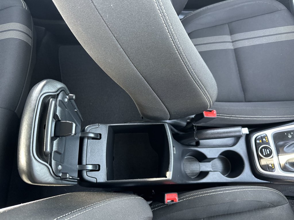 2024 Hyundai VENUE Preferred | Cam | HtdSeats | Warranty to 2029 in Saint John, New Brunswick - 49 - w1024h768px