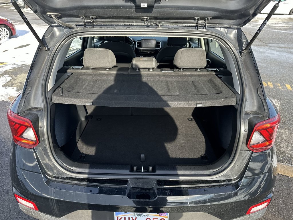 2024 Hyundai VENUE Preferred | Cam | HtdSeats | Warranty to 2029 in Saint John, New Brunswick - 47 - w1024h768px