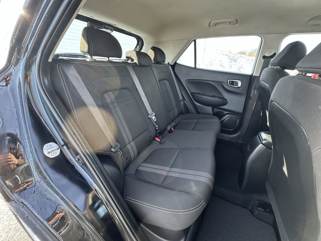 2024 Hyundai VENUE Preferred | Cam | HtdSeats | Warranty to 2029 in Saint John, New Brunswick - 39 - w1024h768px