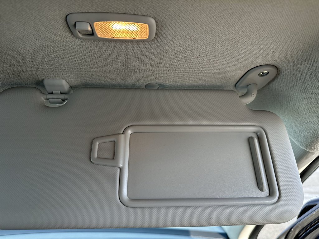 2024 Hyundai VENUE Preferred | Cam | HtdSeats | Warranty to 2029 in Saint John, New Brunswick - 50 - w1024h768px