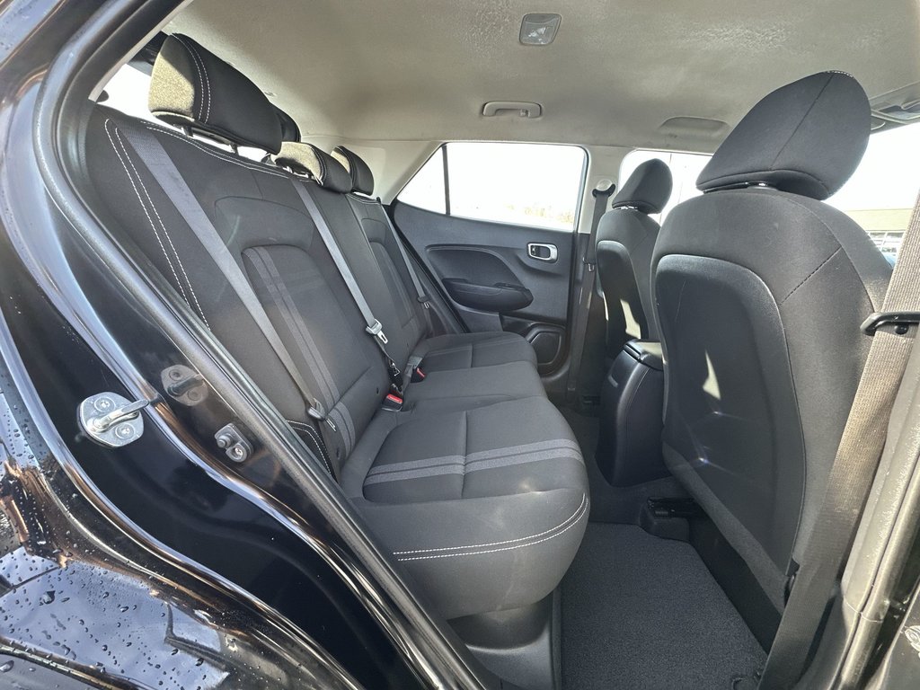 2024 Hyundai VENUE Preferred | Cam | HtdSeats | Warranty to 2029 in Saint John, New Brunswick - 40 - w1024h768px