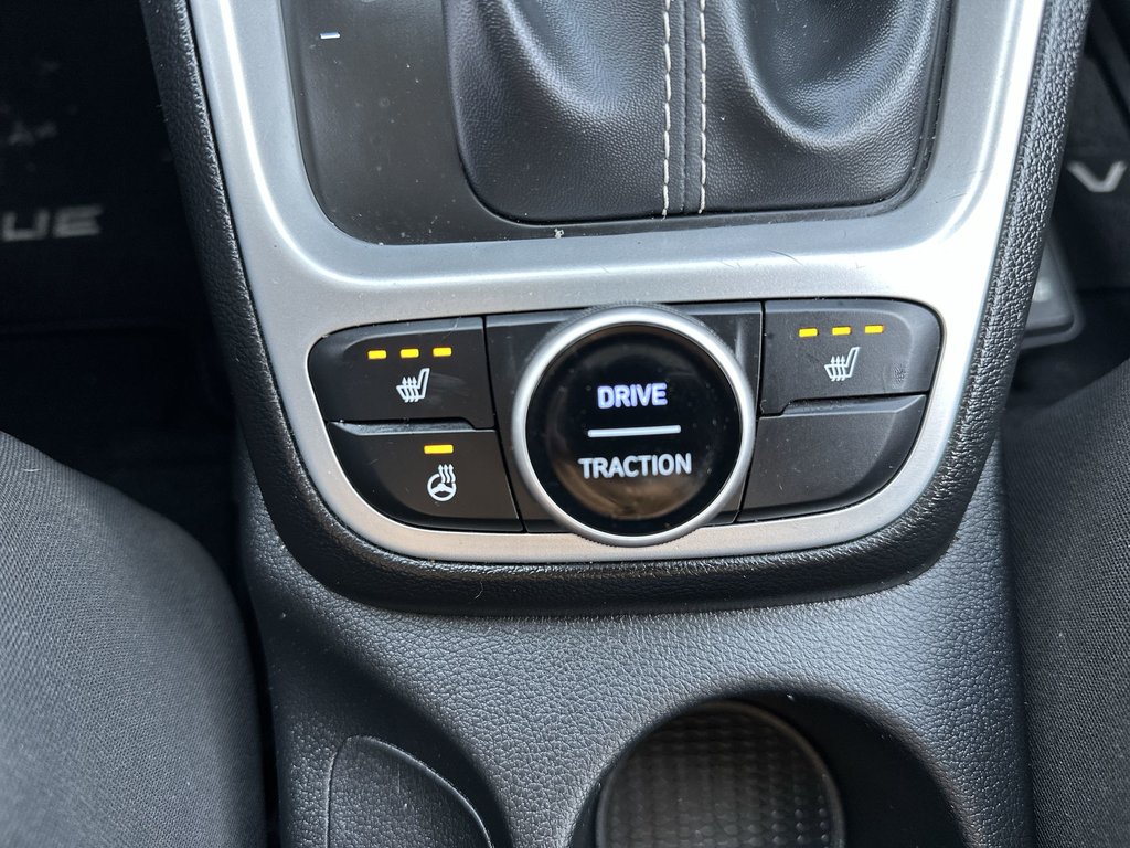 2024 Hyundai VENUE Preferred | Cam | HtdSeats | Warranty to 2029 in Saint John, New Brunswick - 31 - w1024h768px