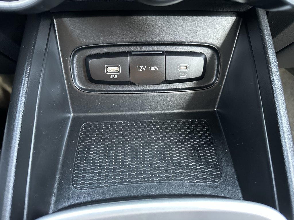 2024 Hyundai VENUE Preferred | Cam | HtdSeats | Warranty to 2029 in Saint John, New Brunswick - 28 - w1024h768px