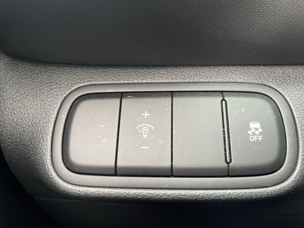 Hyundai Venue Preferred | Cam | HtdSeats | Warranty to 2029 2024 à Saint John, Nouveau-Brunswick - 21 - w1024h768px