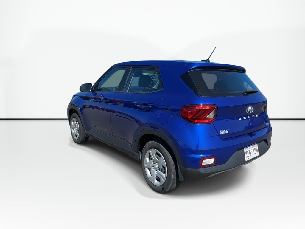 2024 Hyundai Venue Essential | Cam | HtdSeat | Warranty to 2029 in Saint John, New Brunswick - 3 - w1024h768px
