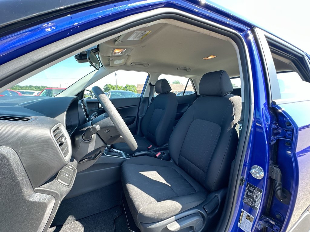 2024 Hyundai Venue Essential | Cam | HtdSeat | Warranty to 2029 in Saint John, New Brunswick - 11 - w1024h768px