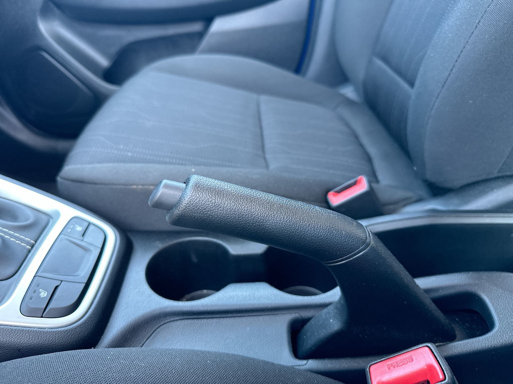 2024 Hyundai Venue Essential | Cam | HtdSeat | Warranty to 2029 in Saint John, New Brunswick - 30 - w1024h768px