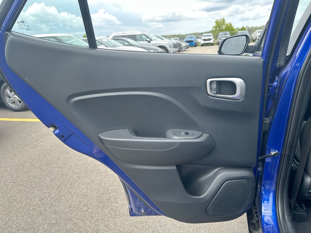 2025 Hyundai Venue Preferred | Htd Steering | Cam | Warranty to 2030 in Saint John, New Brunswick - 35 - w1024h768px