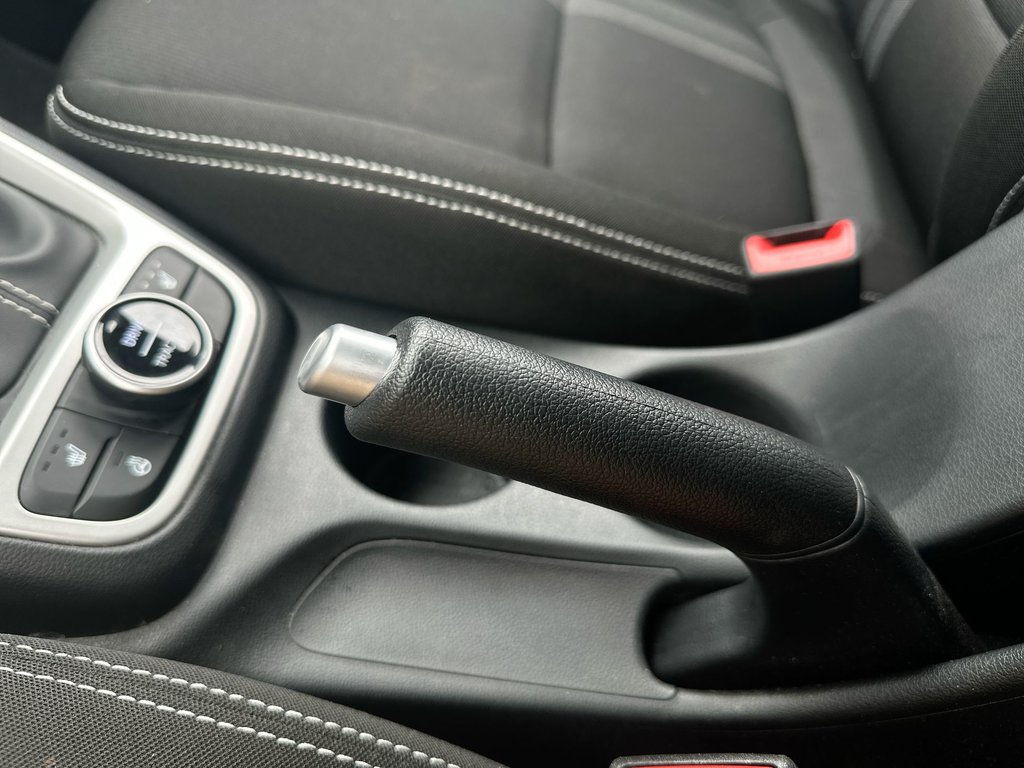 2025 Hyundai Venue Preferred | Htd Steering | Cam | Warranty to 2030 in Saint John, New Brunswick - 30 - w1024h768px